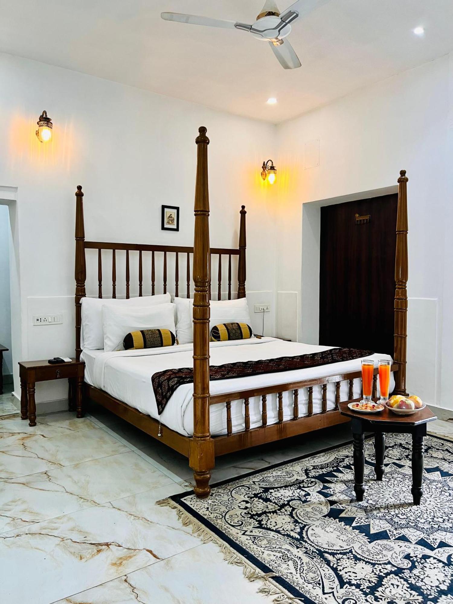 WelcomHeritage Badi Kothi flagging soon Allāhābād Junction Eksteriør billede